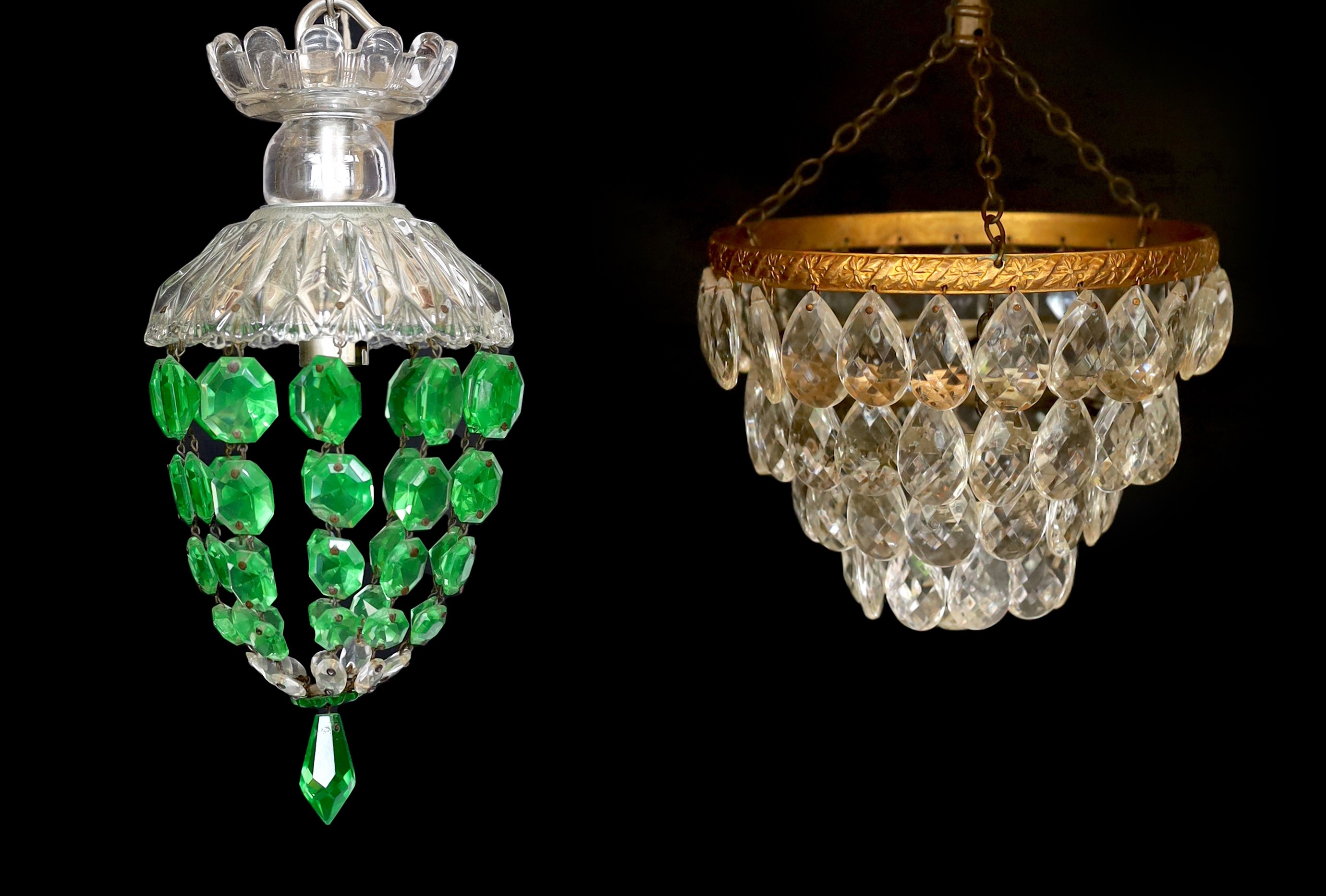 A small 1930s clear and green glass bag shaped light fitting and a brass mounted four tier fitting, drop 27cm and 20cm.